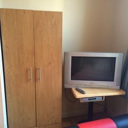 Nite Inn Bed & Breakfast Leeds  Exteriör bild